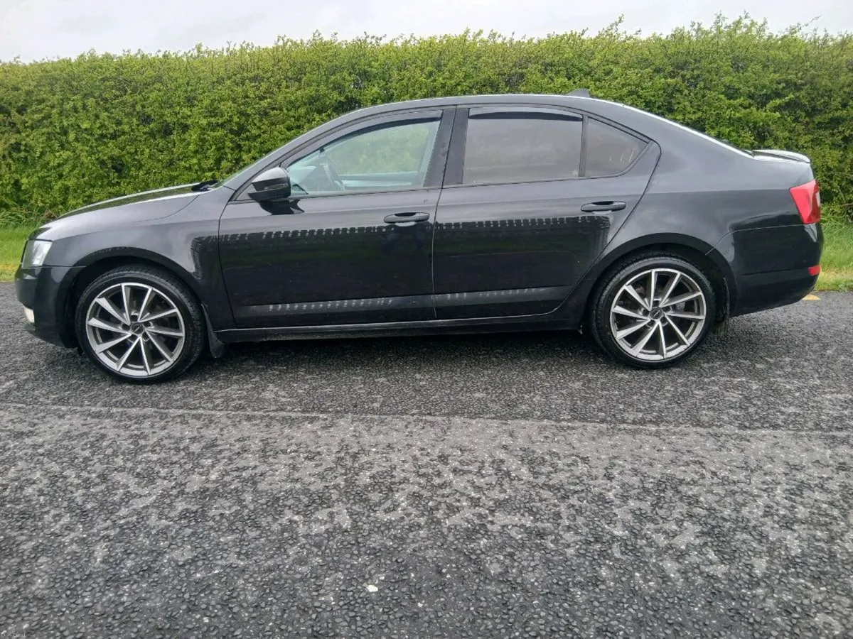 151 SKODA OCTAVIA 1.2 TSI VRS STYLING - Image 2