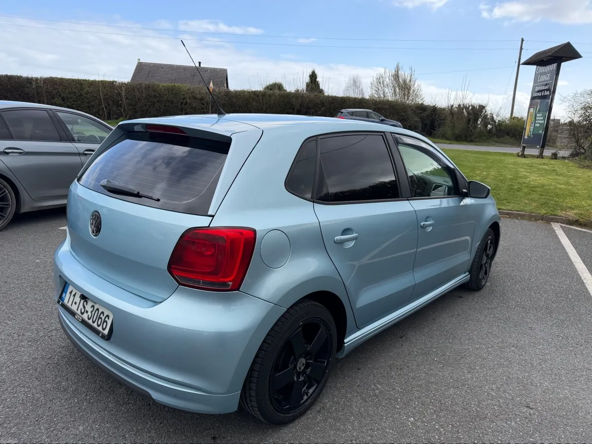 Volkswagen Polo 2011Manual 1.2 diesel TDI - Image 2