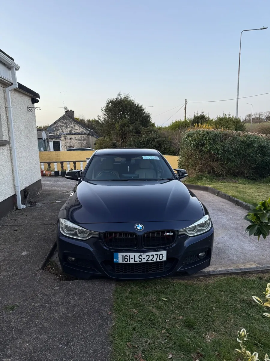 BMW 330e M Sport | CarPlay | New Tyres - Image 1