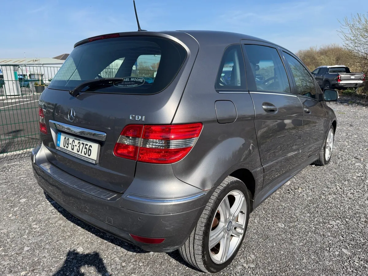 2009 MERCEDCES B180 CDI AUTOMATIC NCT 2-27 - Image 4
