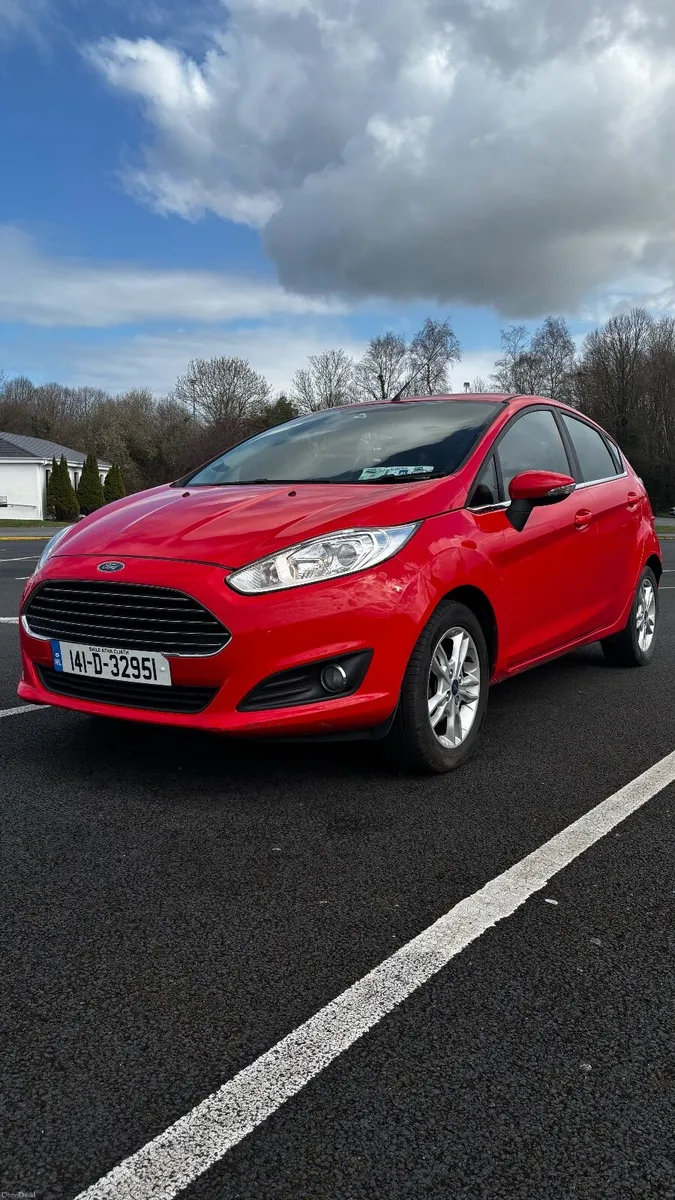 Ford Fiesta 2014 - Image 2