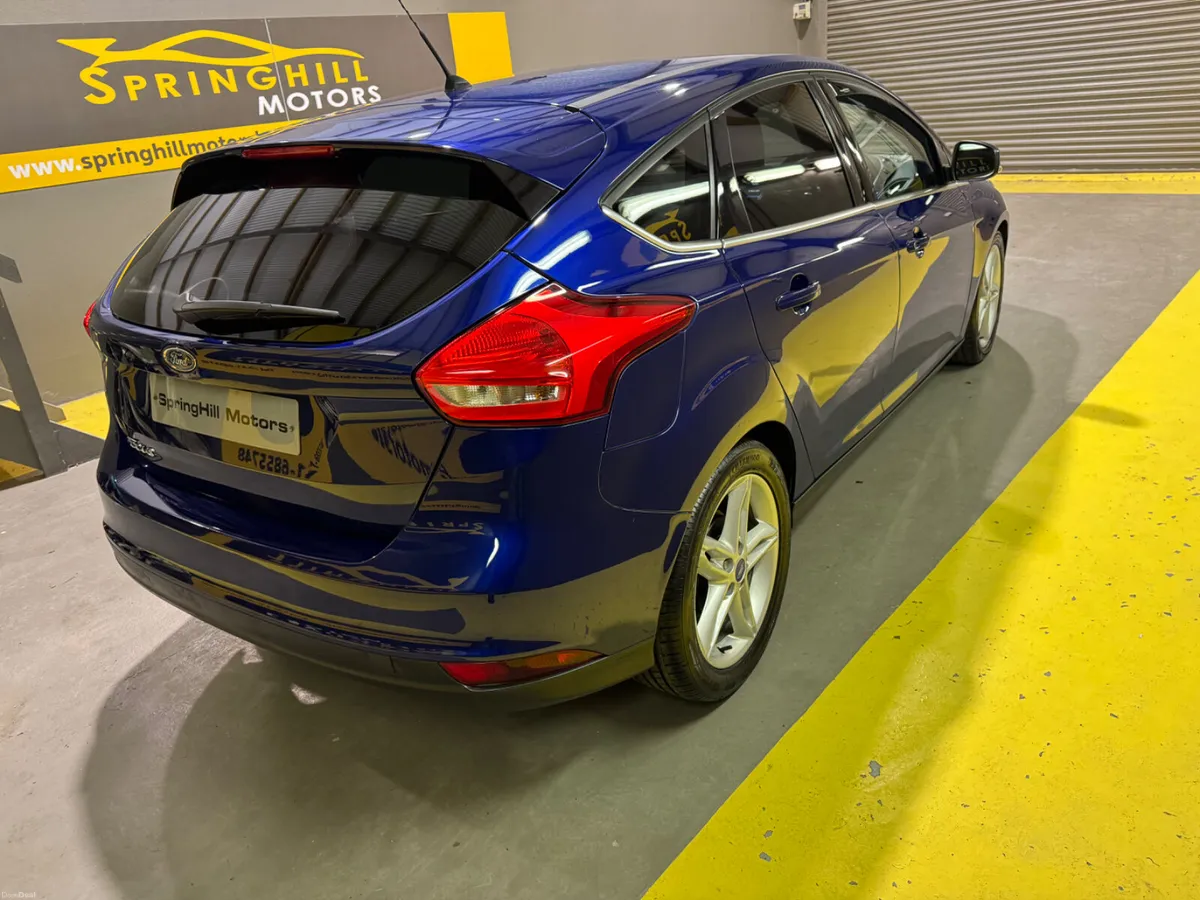 2015 Ford Focus 1.5 Tdci ZETEC 120 BHP 5DR - Image 4