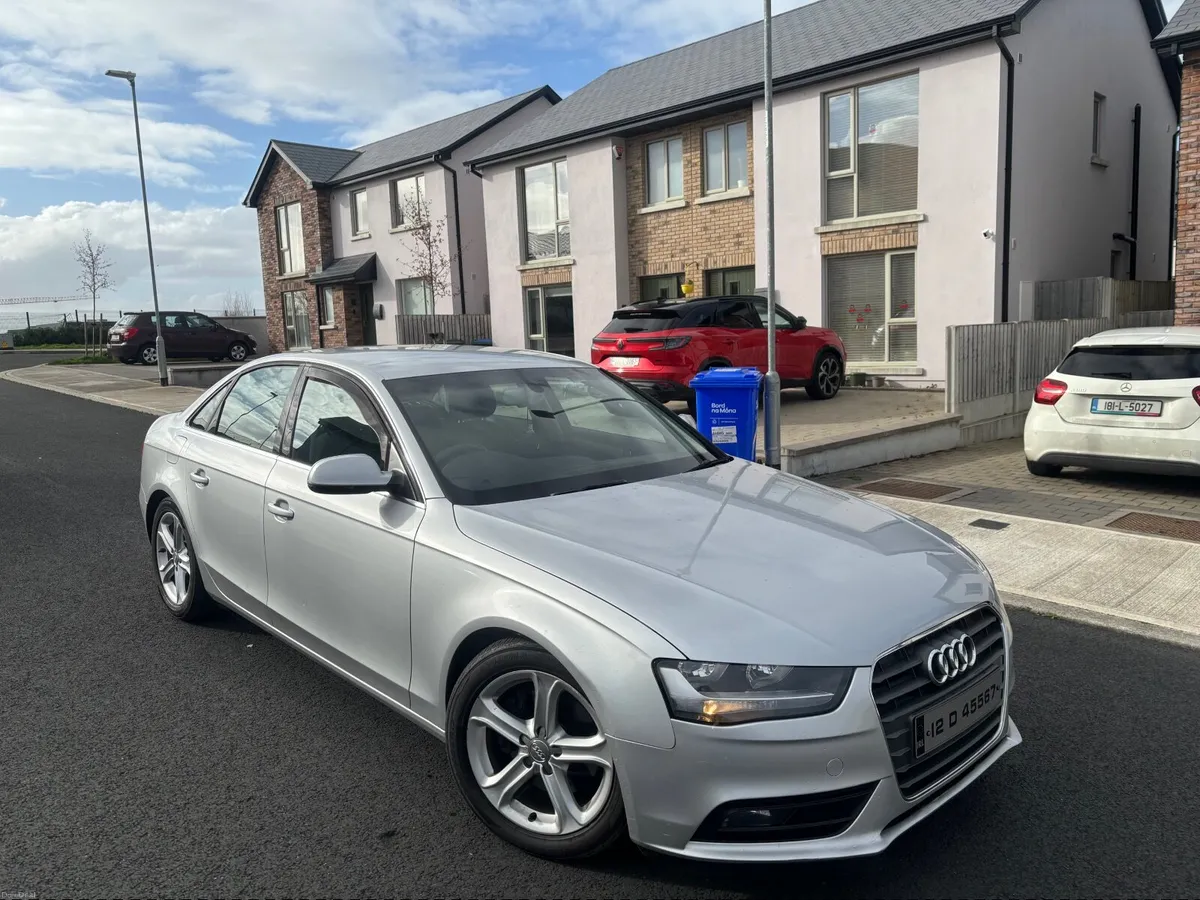 2012 Audi A4 saloon 2.0 TDI 140 bhp high spec - Image 2