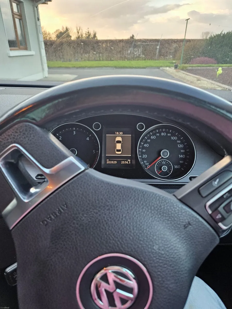 Volkswagen Passat 2013 2lt tdi bluemotion - Image 2