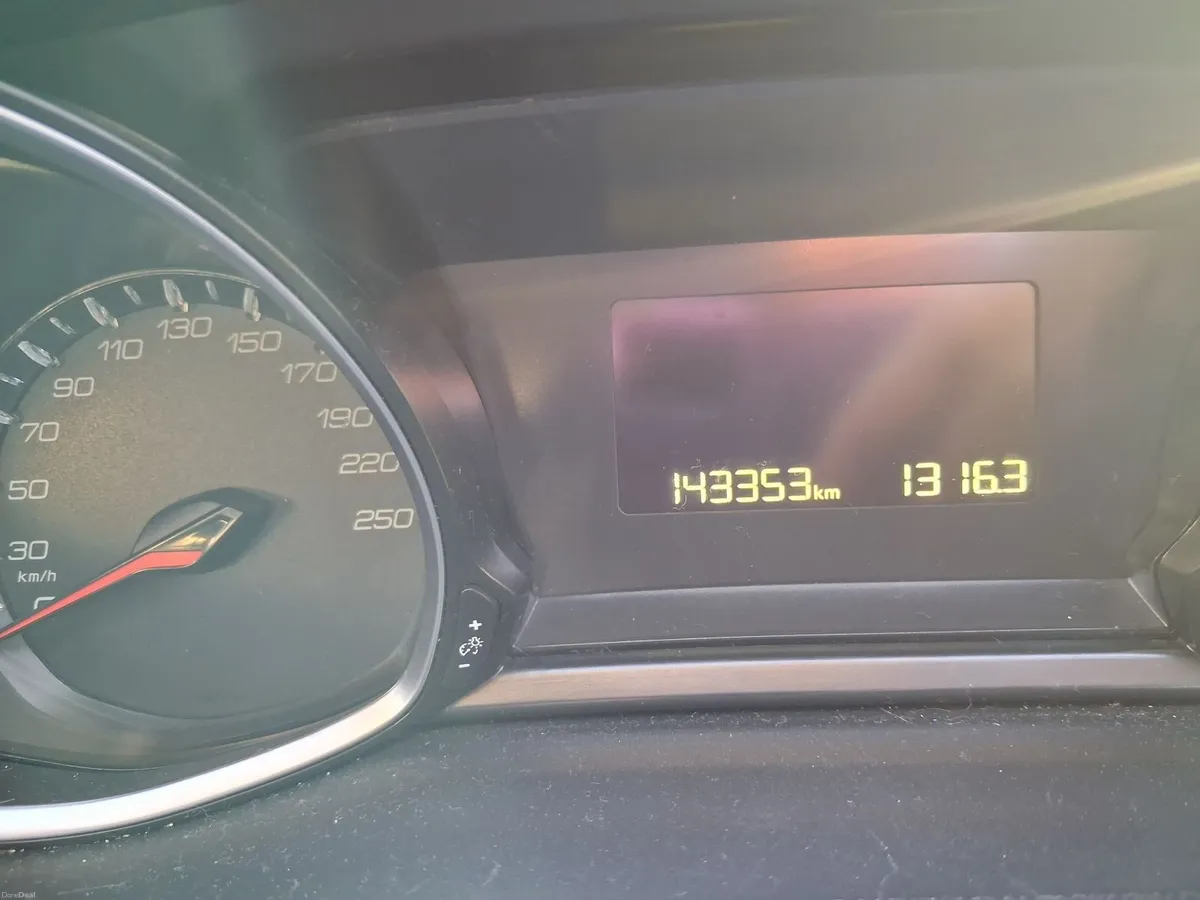 Peugeot 308 2019 - Image 3