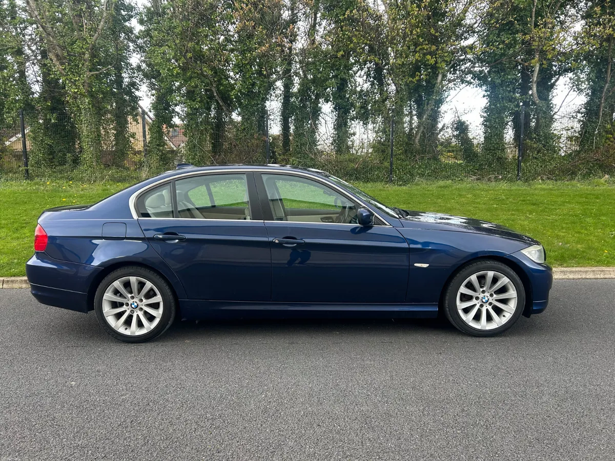 BMW 3-Series 2011 (NCT 03/27 TAX 05/26) - Image 3