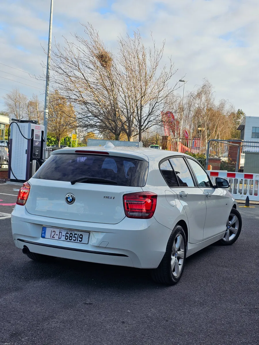 Bmw 1-Series 2012 Automatic - Image 2
