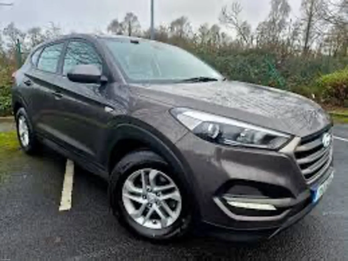 Hyundai Tucson 2017 PETROL 1.6 Gdi ***SPOTLESS*** - Image 1