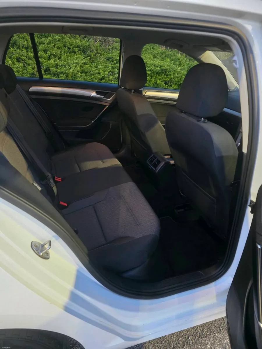 2014 VW Golf 1.2 tsi. Automatic.Comfortline. - Image 4