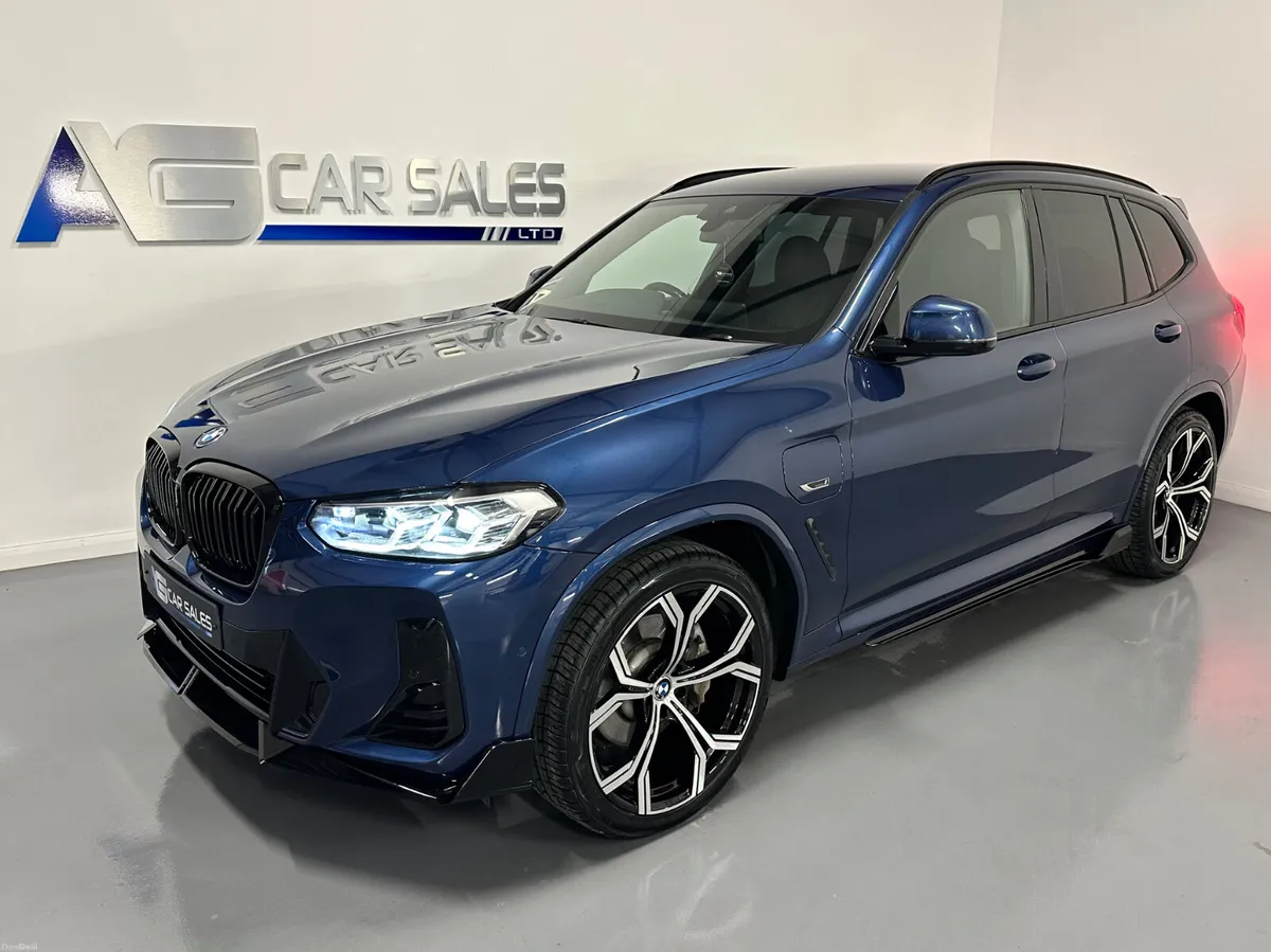 2021 BMW X3 2.0 X-Drive 30E M-Sport - Image 3