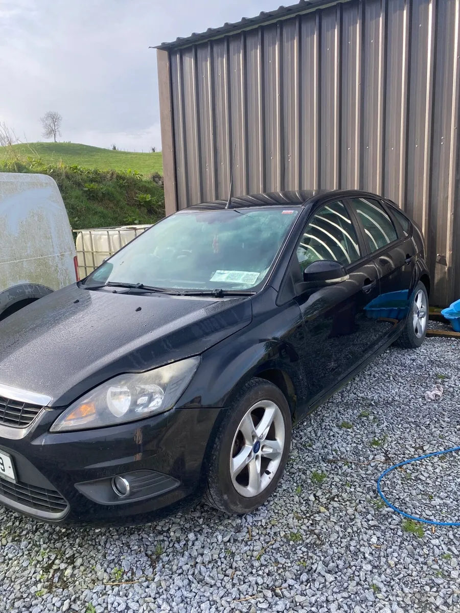 Ford Focus 2010 - Image 1