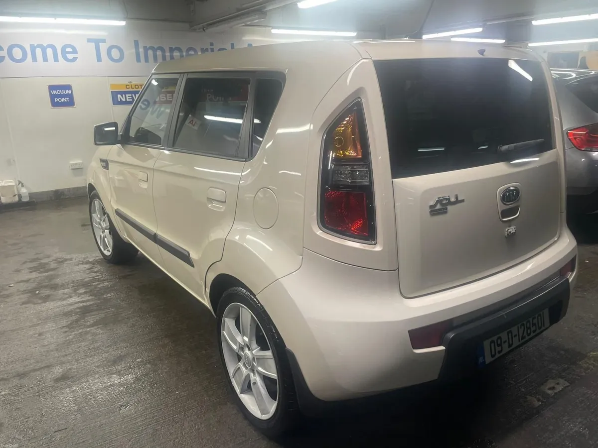 Kia Soul 2009 - Image 3