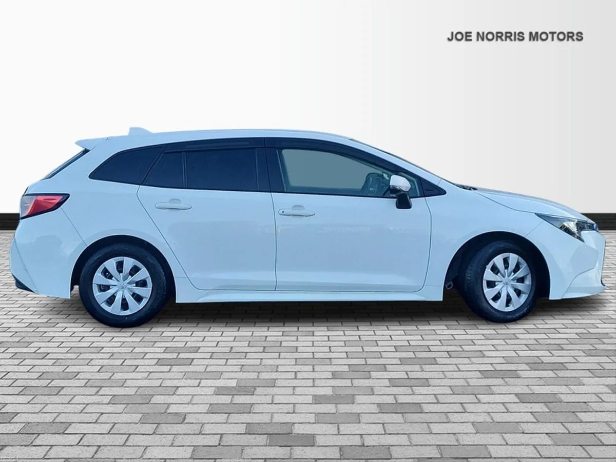 Toyota Corolla 1.8 TOURING ESTATE HYBRID GX - Image 4