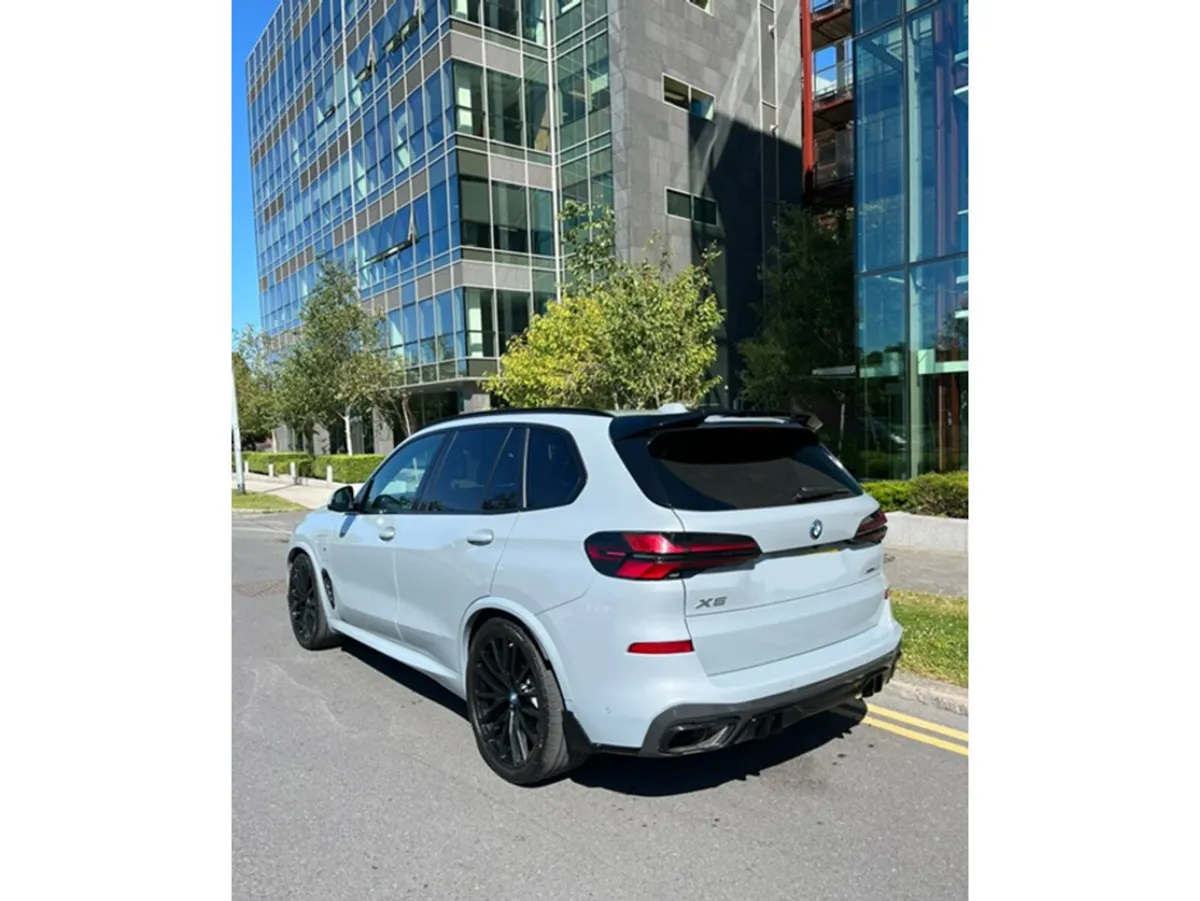 BMW X5 50e M-Sport - Comfort Pack - Tech Pack -22” - Image 2