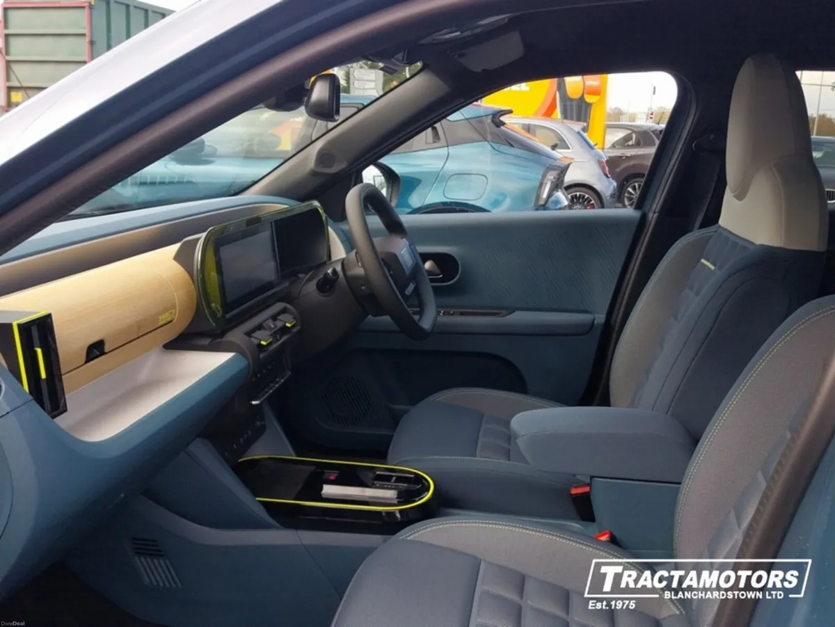 Fiat Grande Panda 1.2 LA PRIMA HYBRID - Image 4