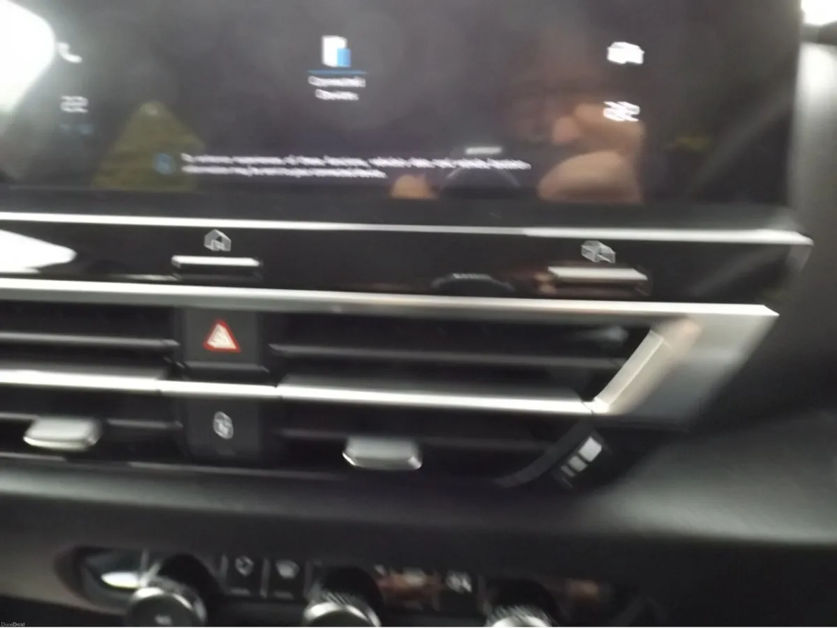 Citroen C4 FEEL BLUEHDI 110 MY22.3 4DR - Image 2