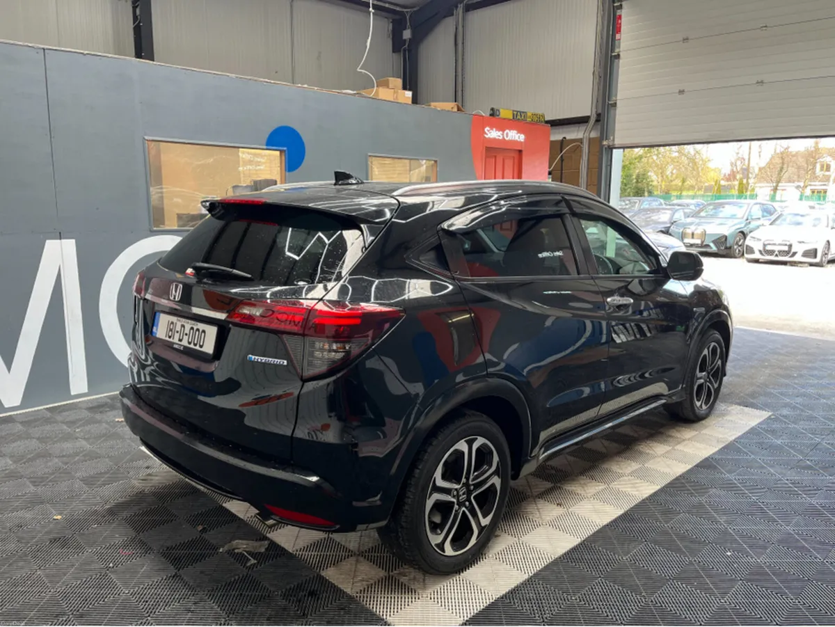 Honda Vezel 2018 HONDA VEZEL HYBRID Z SENSING 1.5 - Image 2