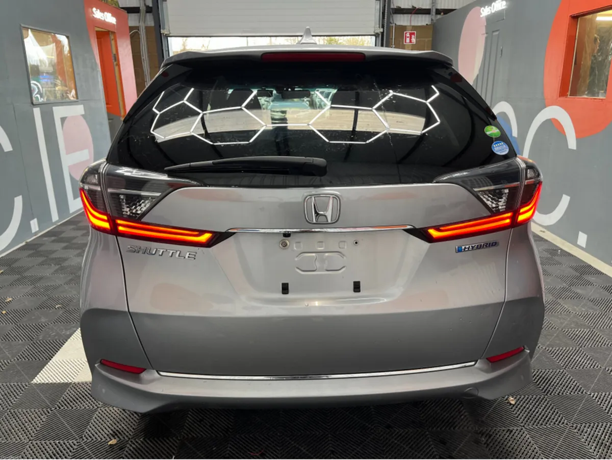 Honda Shuttle 2022 HONDA SHUTTLE HYBRID SENSING 1. - Image 3