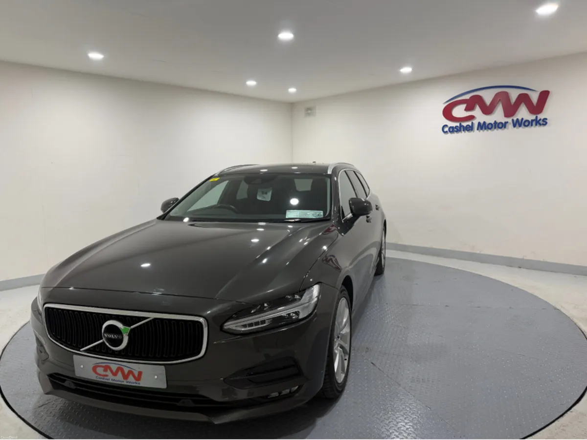 Volvo V90 2.0 D4 MOMENTUM PLUS  AUTO 190BHP**FULL - Image 3