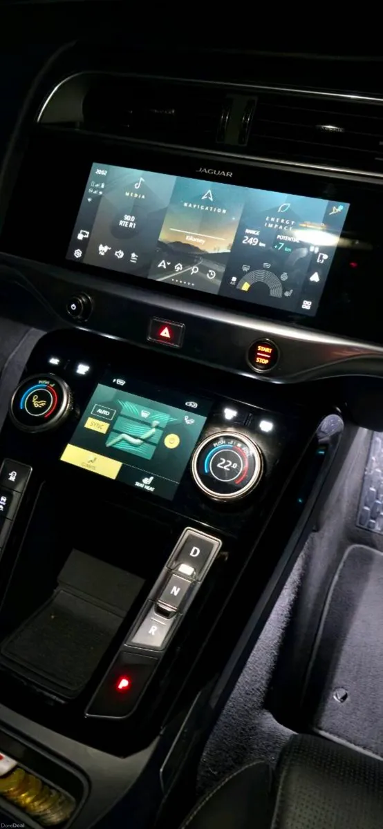 Jaguar i-Pace HSE Black Edition 2021 - Image 4
