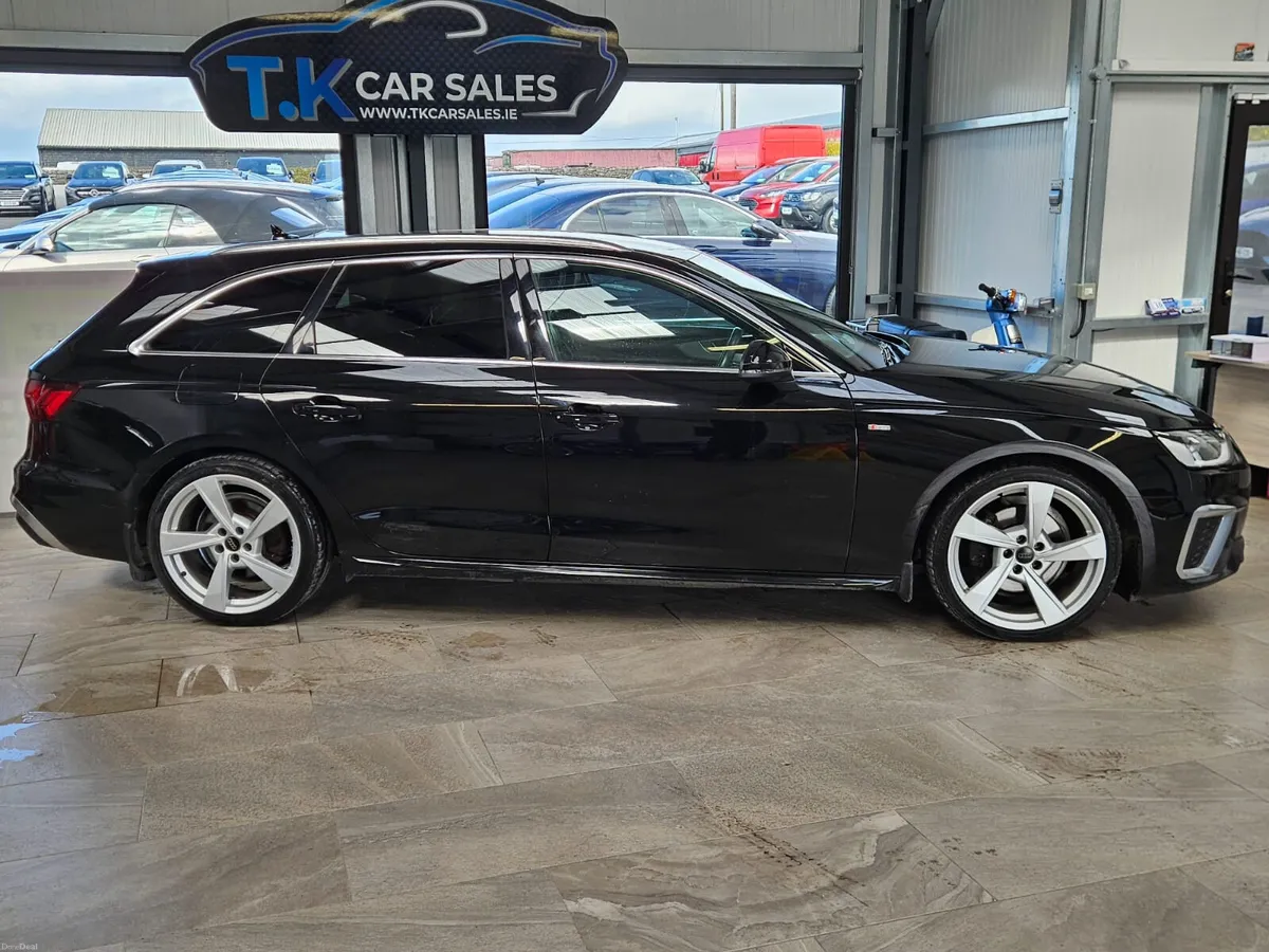 201 AUDI A4 AVANT S-LINE - Image 2