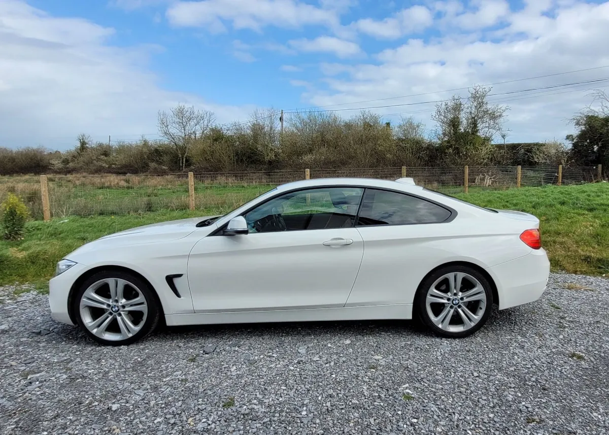 BMW 4-Series 2014 - Image 2