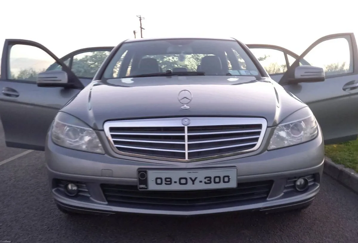 2009 Mercedes c200 cdi 01/2027 - Image 1
