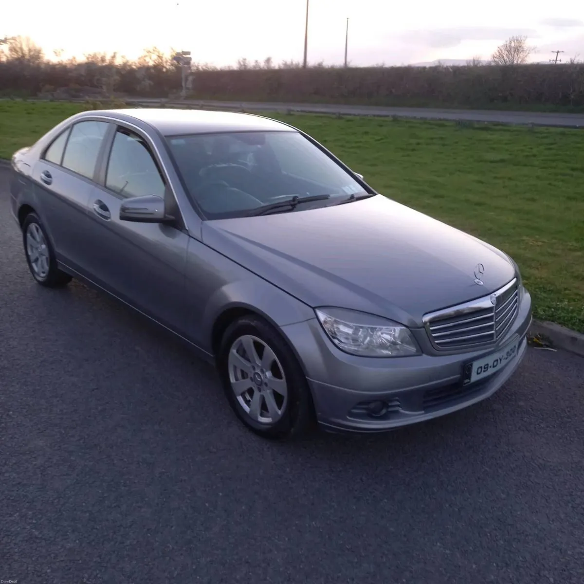 2009 Mercedes c200 cdi 01/2027 - Image 3