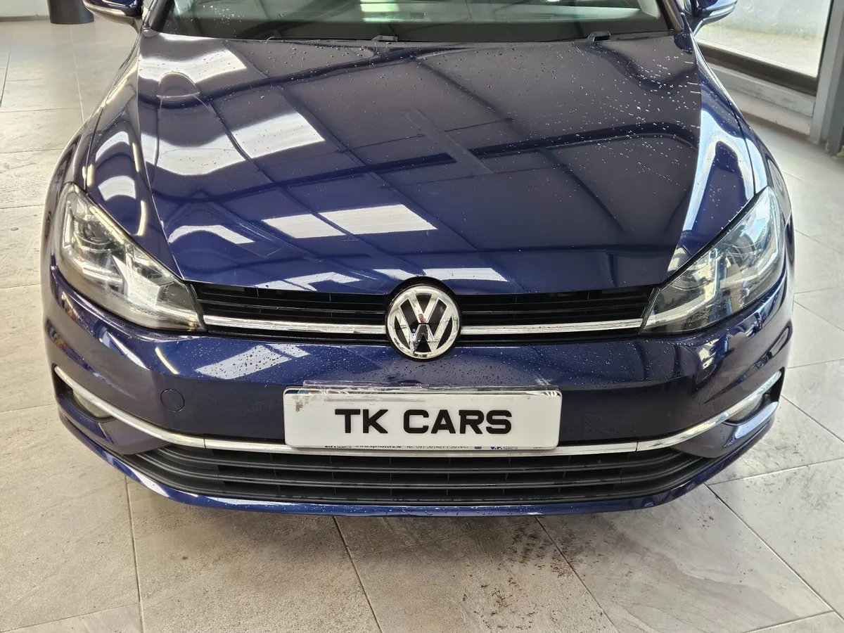 17 VOLKSWAGEN GOLF HIGHLINE 1.4 PETROL AUTOMATIC - Image 4