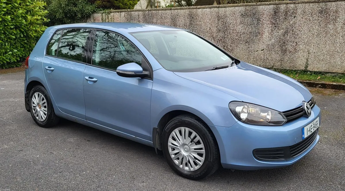 VOLKSWAGEN Golf TSI S 1.2 103 BHP Petrol - Image 1