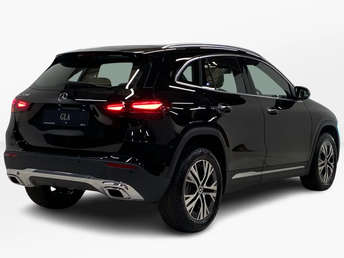 Mercedes-Benz GLA GLA 180 PROGRESSIVE PLUS - Image 3