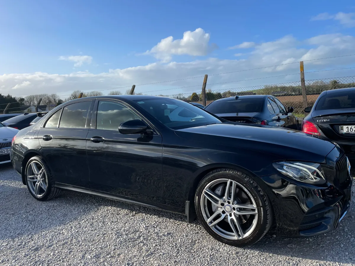 Mercedes E220 AMG - Image 2