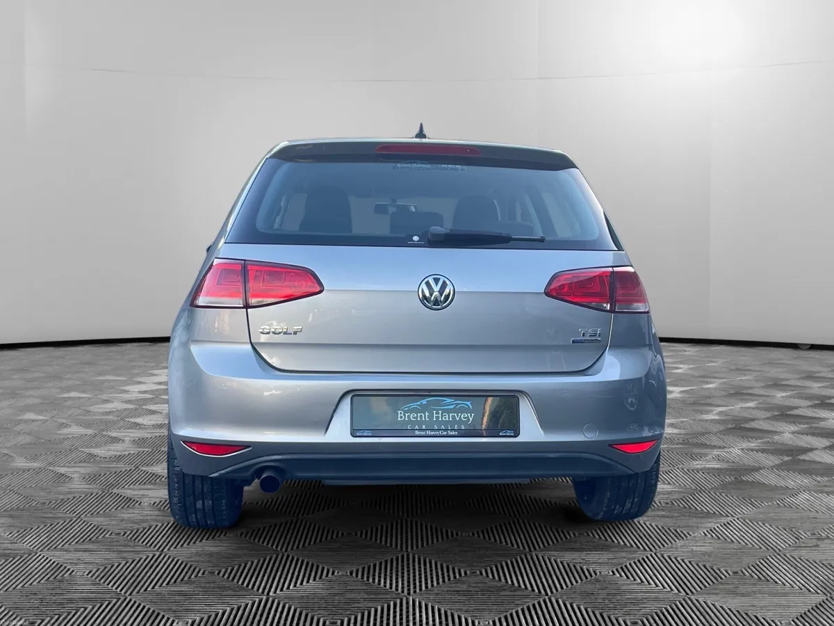 VW Golf DSG Comfortline*Low KM* - Image 4