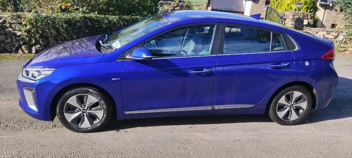 Hyundai IONIQ Premium 28KW - Image 2