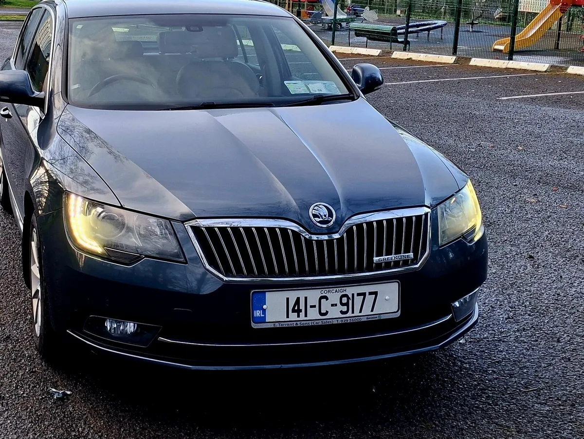 SKODA SUPERB 141 1.6 TDI MODEL HIGLINE !!! CLEAN ! - Image 2