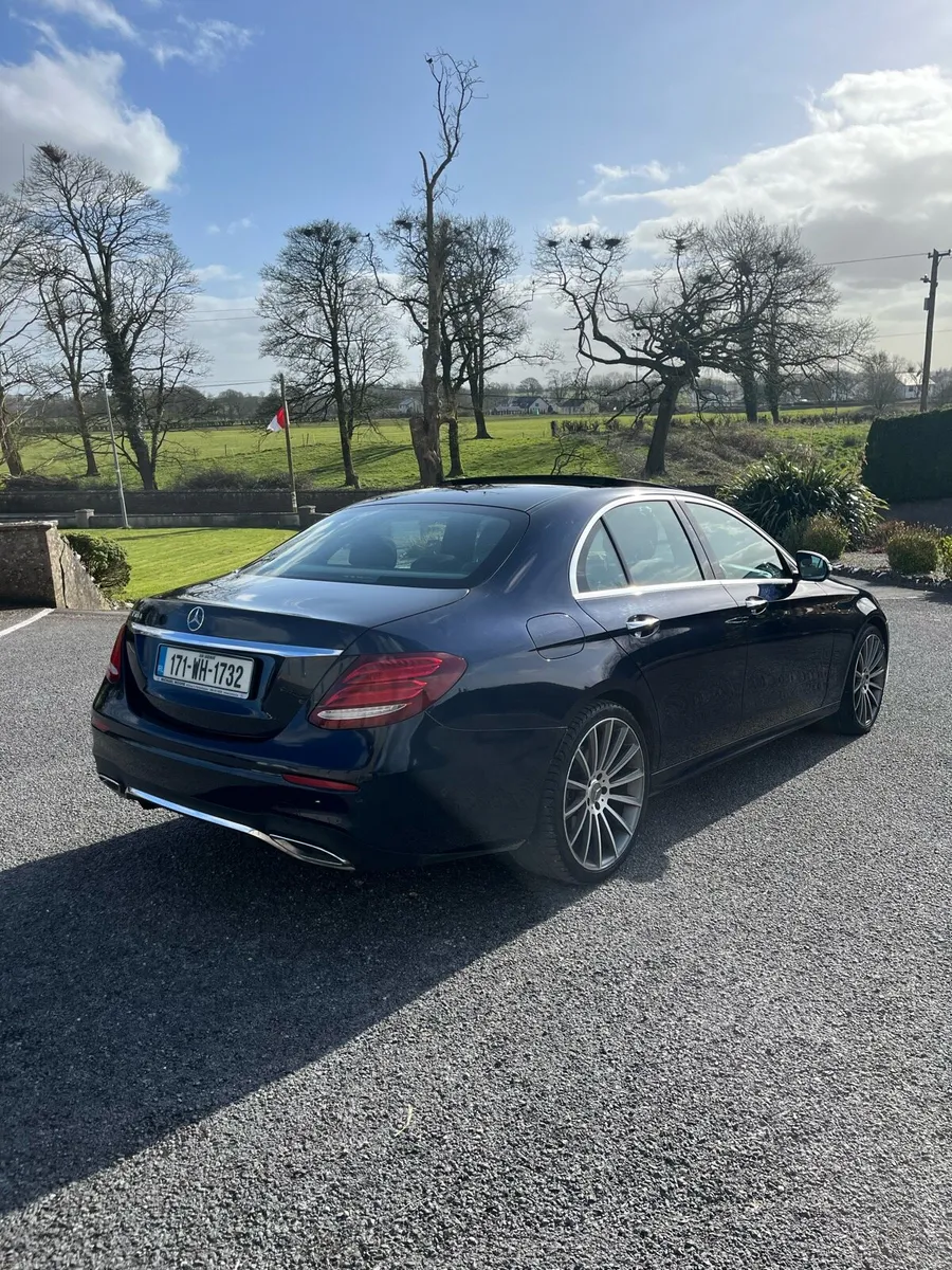 Mercedes-Benz E350 - Image 3