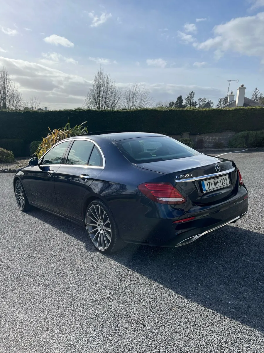 Mercedes-Benz E350 - Image 4