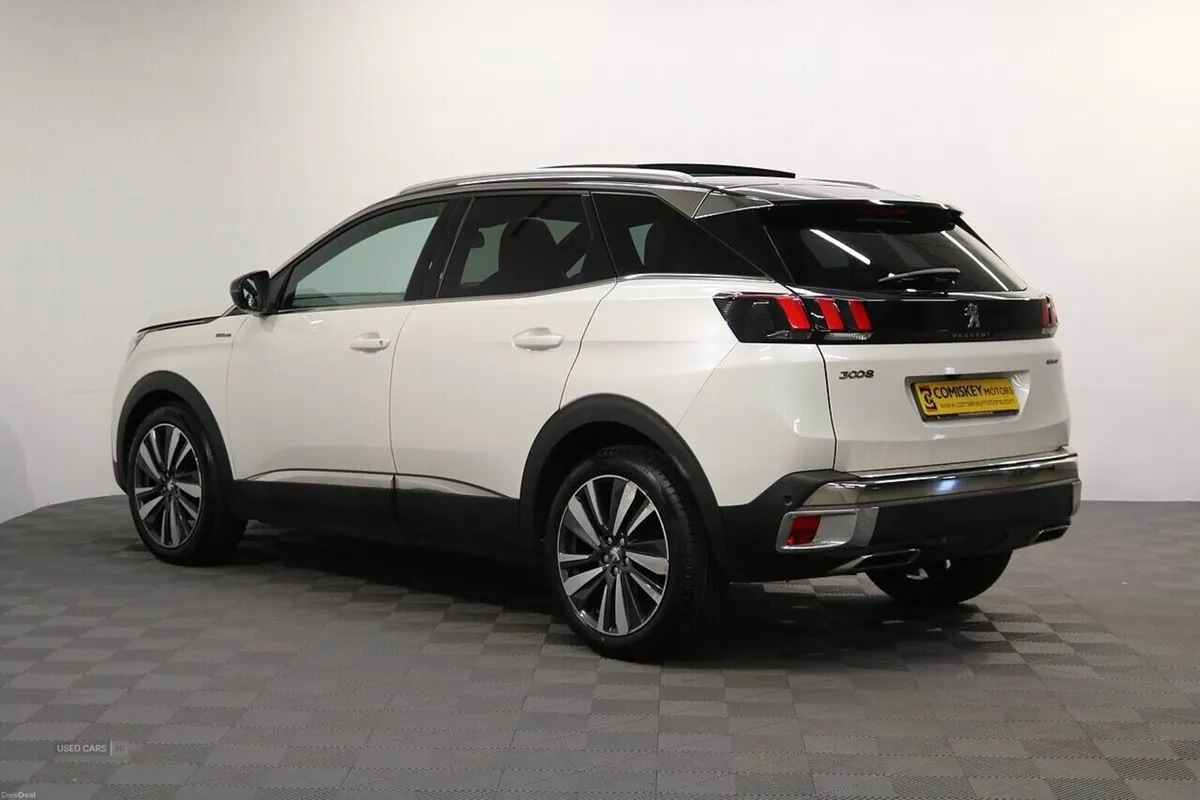 Peugeot 3008 BlueHDi GT Line Premium - Image 4