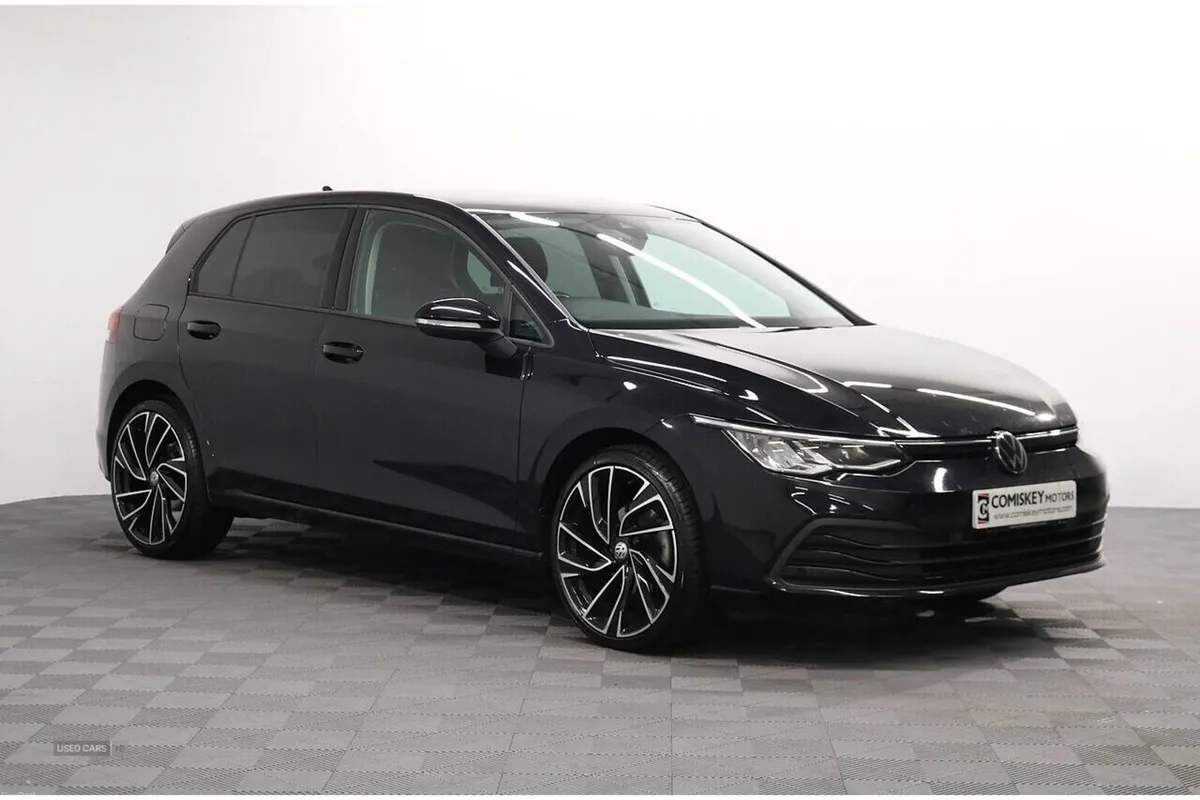 Volkswagen Golf TDI Life - Image 1