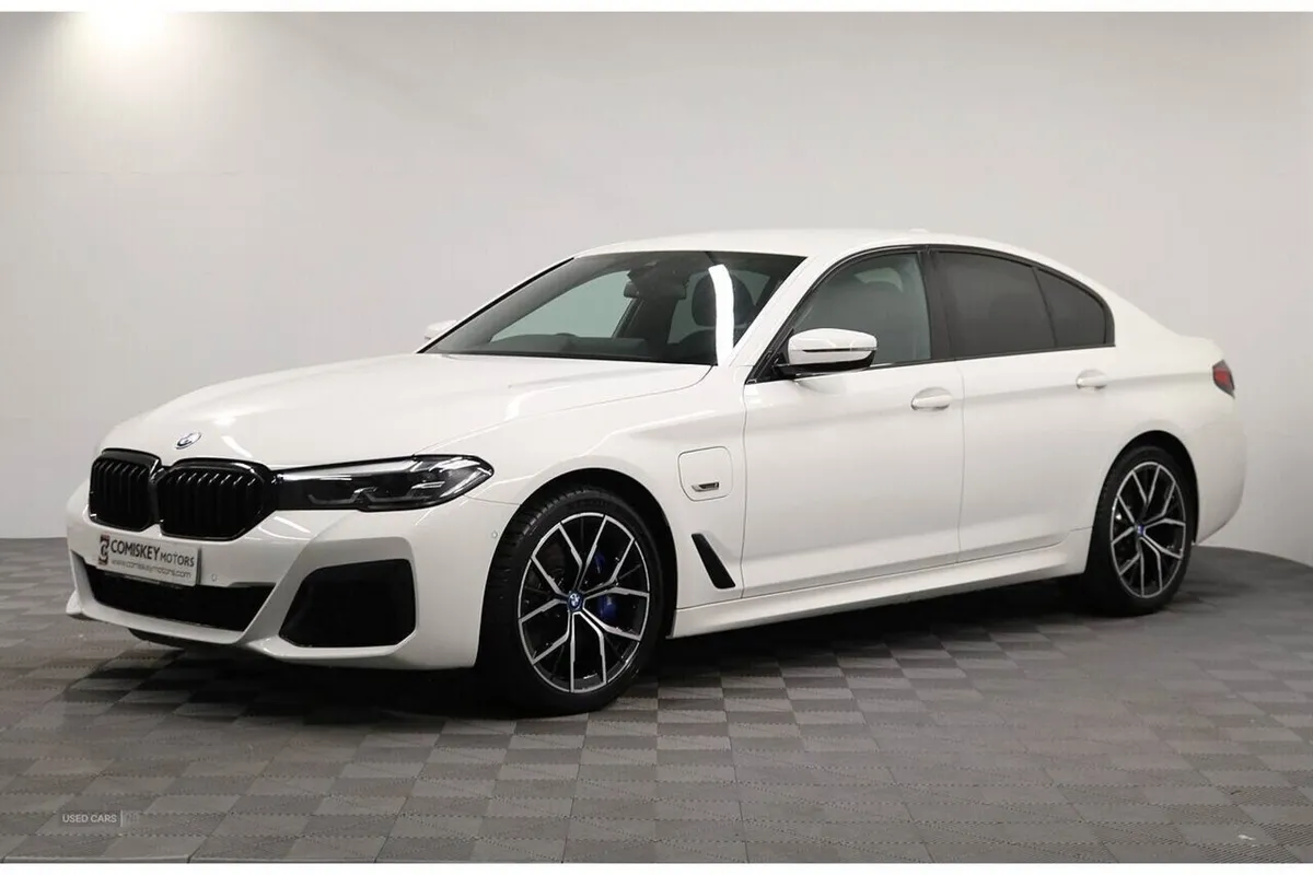 BMW 5-Series 530e M Sport - Image 4