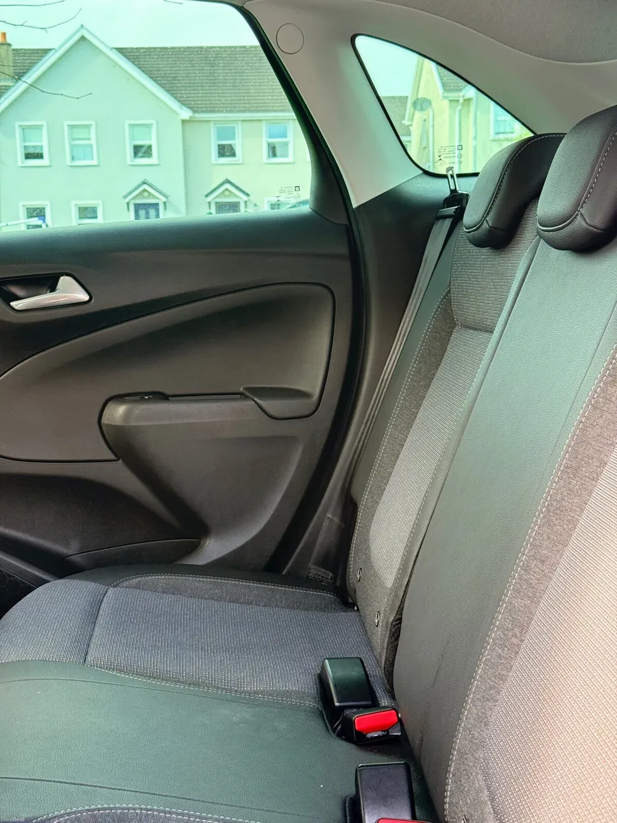 Opel Crossland 2022 - Image 4