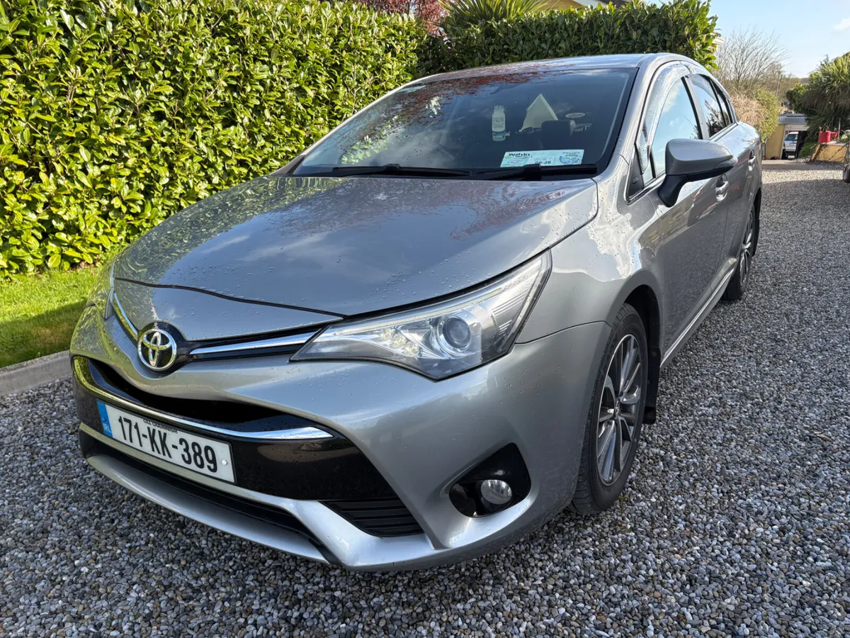 Toyota Avensis 2017 Sol - Image 1