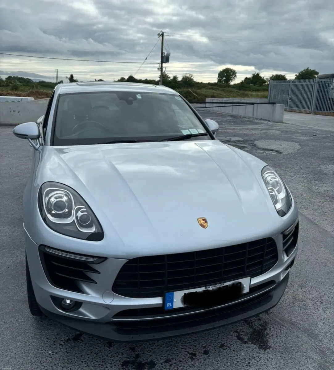 Porsche Macan - Image 4