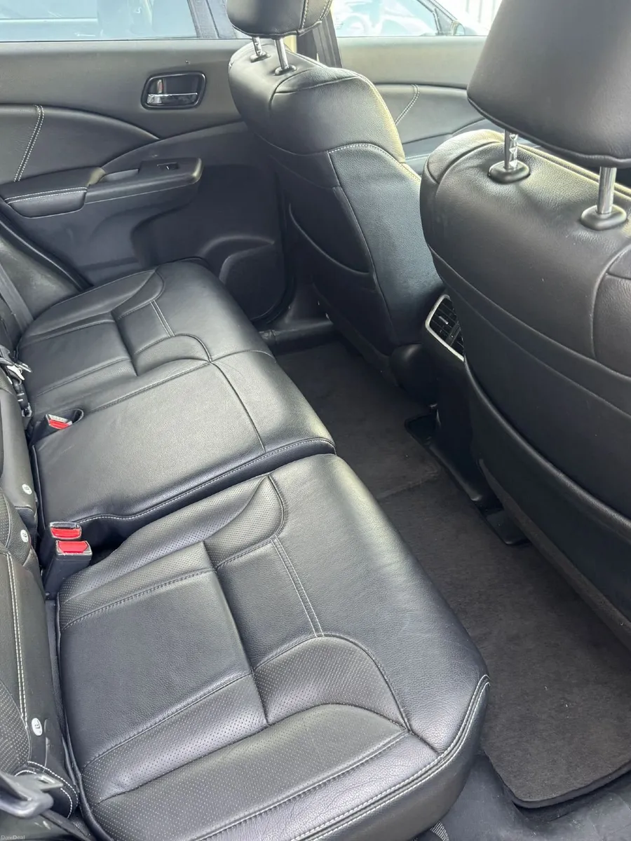 Honda CR-V 2017 - Image 2