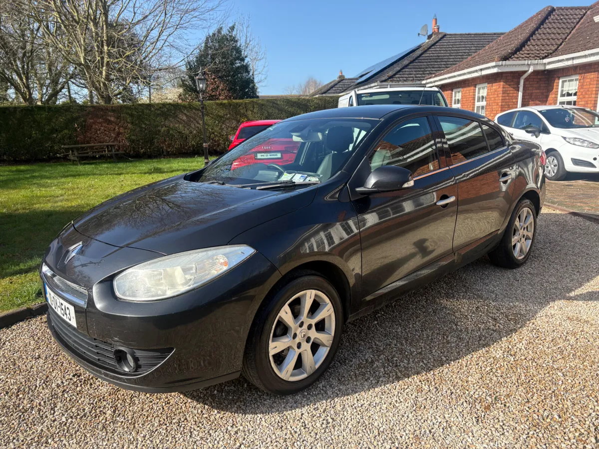 Renault Fluence 2010 1.5 diesel Tom Tom edition - Image 1