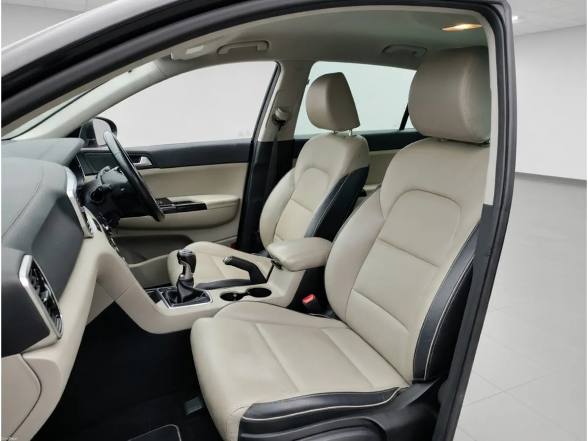 Kia Sportage K3 5DR - Image 3