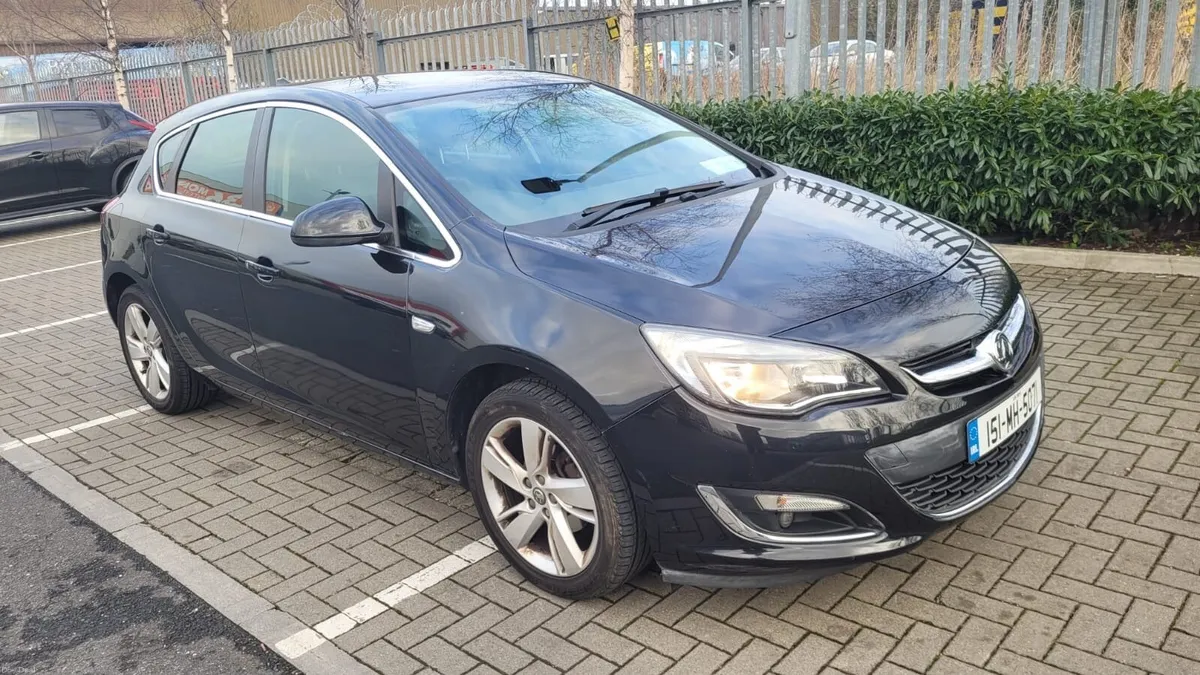 Vauxhall Astra 2015 - Image 1