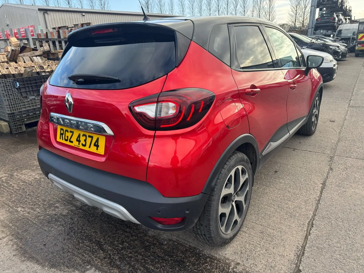 2020 Renault captur gt line 1.3 Tce auto - Image 4