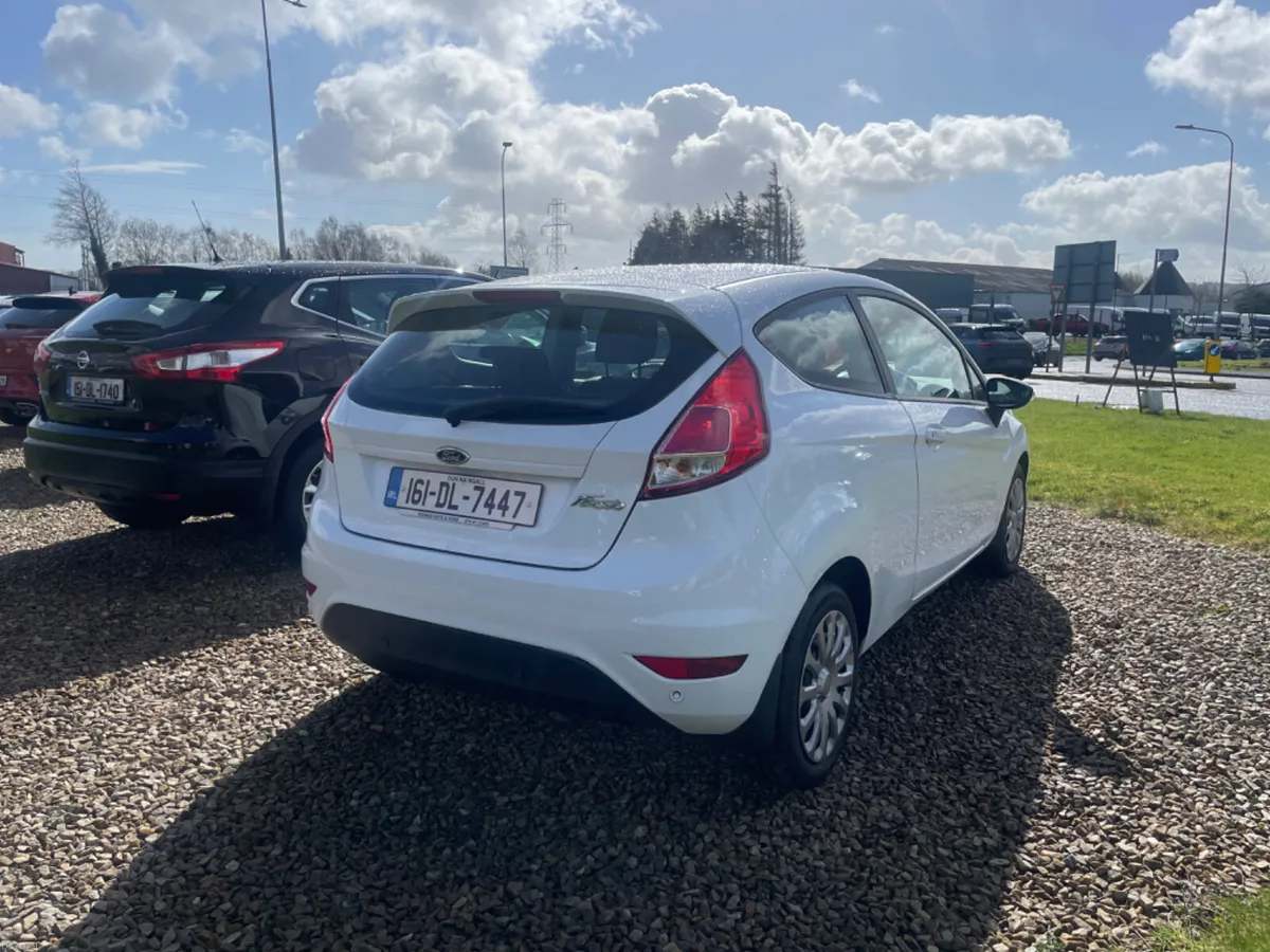 2016 Ford Fiesta 1.5 TDCi 75PS Zetec - Image 4
