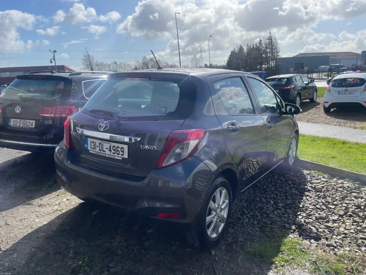 2013 Toyota Yaris 1.33 Dual VVT-i 5Dr Terra - Image 3